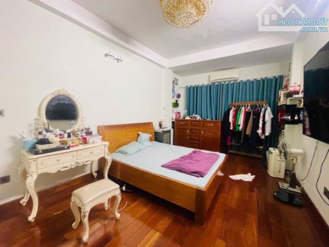 Bán nhà Phố Nguyễn Chí Thanh 42m2, gara ô tô, nhà phân lô ngõ ô tô rộng thoáng 2 mặt trước - 5