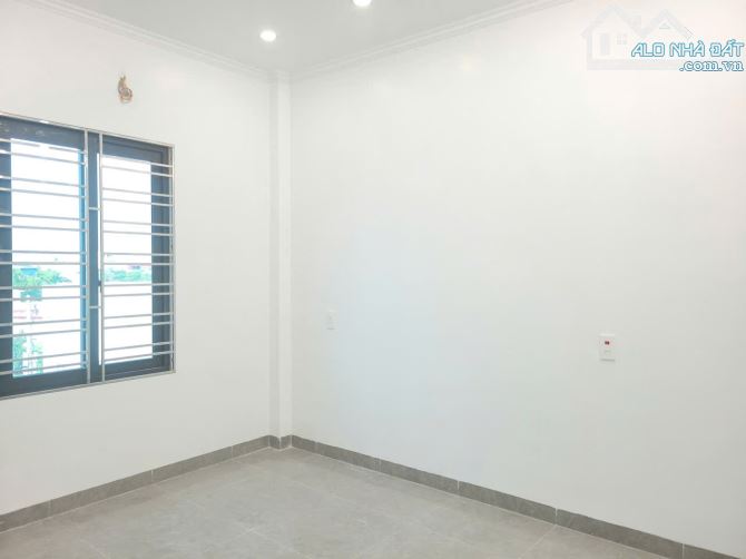 Bán Nhà 3.5 Tầng móng cọc bê tông Nguyễn Lương Bằng Đẩu Sơn kiến An Hải Phòng giá 1.95 tỷ - 6