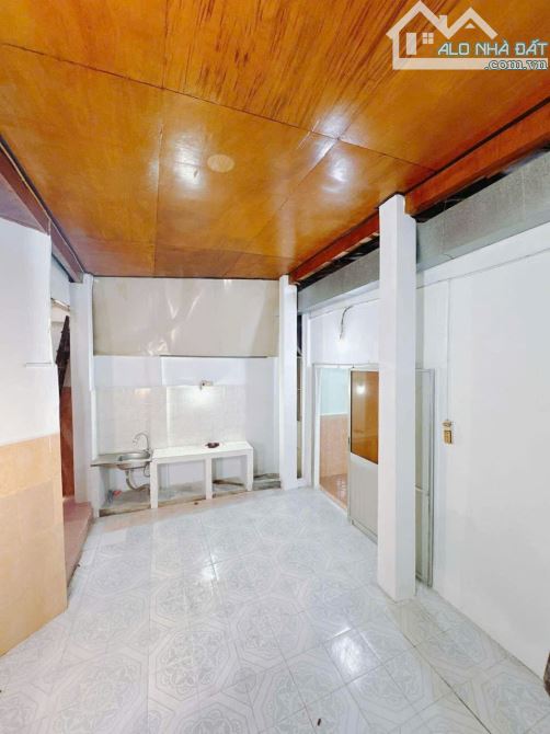 Chính chủ cần bán nhà Xóm Chiếu Q.4 Diện tích 114.2m2 ngang khủng 10*12 chỉ NHỈNH 7tỷ ko q - 6
