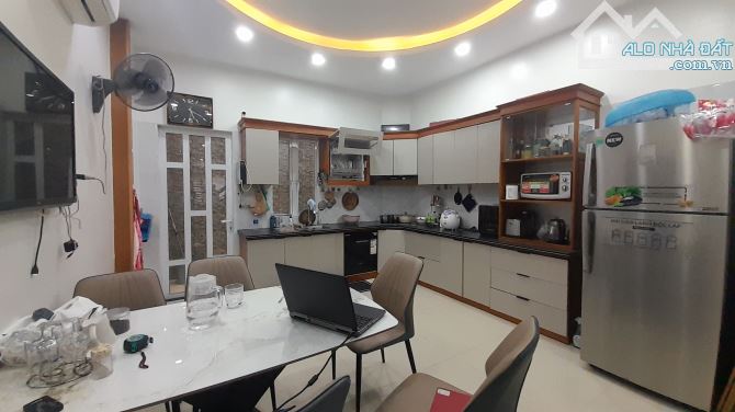 Bán Nhà Hoàng Ngọc Phách, Kênh Dương, Lê Chân , HP. 7,5 tỷ, 84m2, 4 tầng, đường 7m - 6