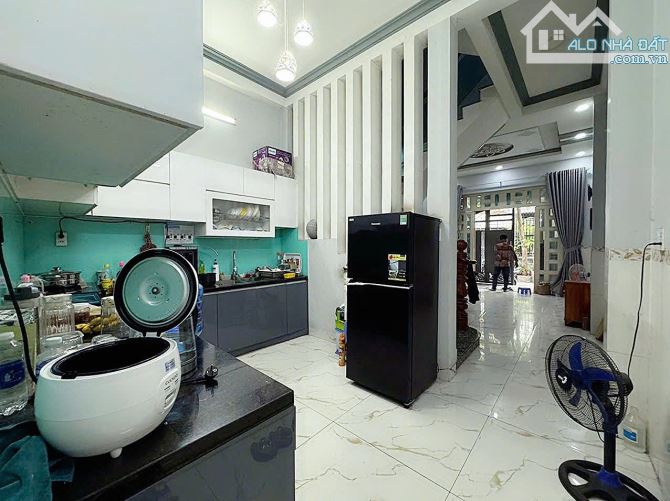 Bán gấp nhà đẹp, đường Thống Nhất, P16 Gò Vấp, chỉ 6.45 tỷ thương lượng - 6