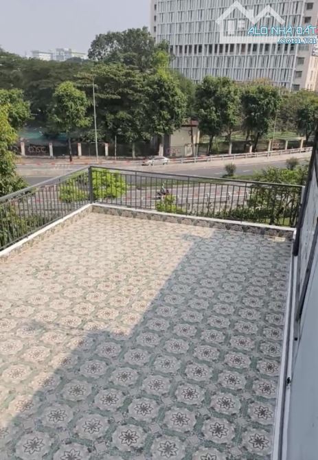 MTKD ĐƯỜNG TÔ KÍ TMT ĐỐI DIỆN CÔNG VIÊN PHẦN MỀM KINH DOANH BUÔN BÁN ĐA NGÀNH NGHỀ - 6