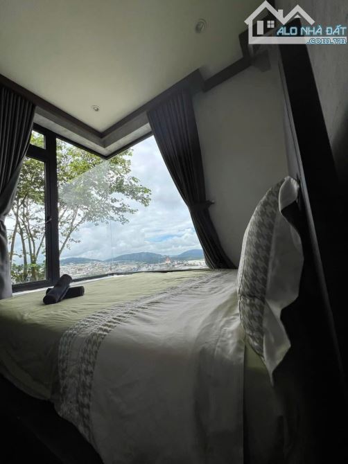 Bán căn villa sân vườn view đẹp Nguyễn Siêu - p7 - Đà Lạt _ 421m²  2tang _6p ngủ _ 21.5ti - 6