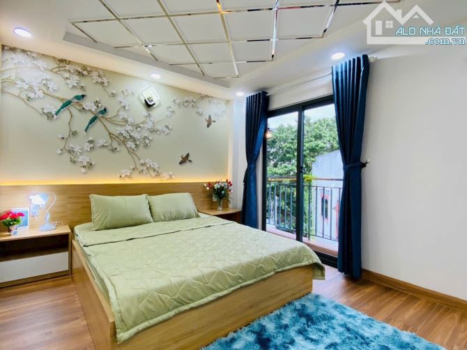 5 TẦNG FULL NỘI THẤT GẦN CHỢ THẠCH ĐÀ - DTS 105m2 - NGANG KHỦNG 7.5m - 5.6 TỶ - 6