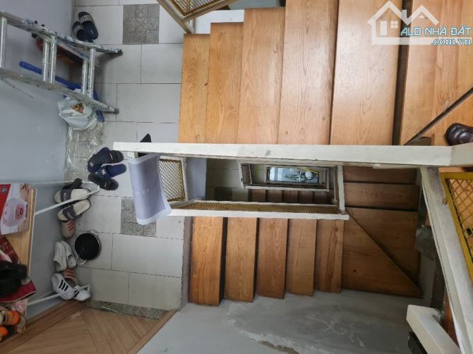 5 TẦNG-CHDV- VÕ VĂN TẦN PHƯỜNG 5 QUẬN 3 DT: 4*20M- 21 TỶ - 6