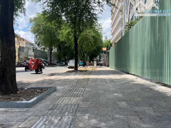 Bán quỹ đất 1304m2 mặt tiền 219 Nguyễn Văn Thủ, Phường ĐaKao, Quận 1 - 6