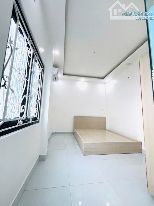 CHDV 7PN GÓC 2MT HẺM XE TẢI P9 GÒ VẤP 90M2.- NHỈNH 8 TỶ - 6