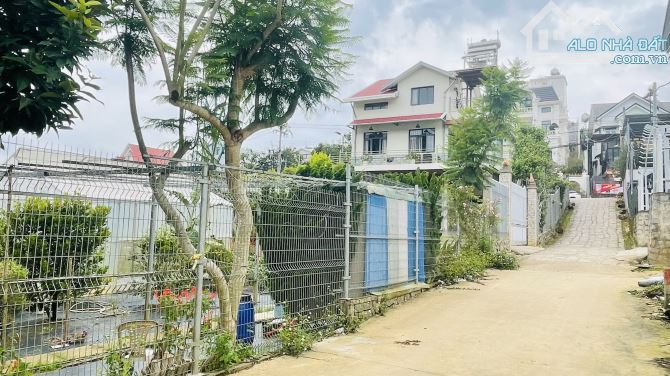 Villa Hạ 10 tỷ sân vườn 1135m² hoàn công 3 tầng, 2 mặt tiền Triệu Việt Vương, Xuân Hương - 6