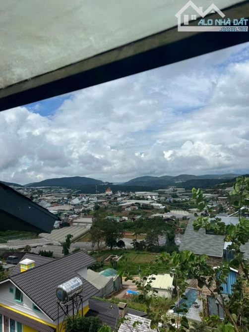 Bán căn villa sân vườn view đẹp Nguyễn Siêu - p7 - Đà Lạt _ 421m²  2tang _6p ngủ _ 21.5ti - 7