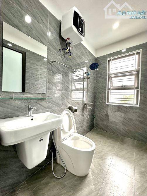 Đằng Hải - Trần Hoàn - Ô tô đỗ cửa - 3 Tỷ 950 - 7