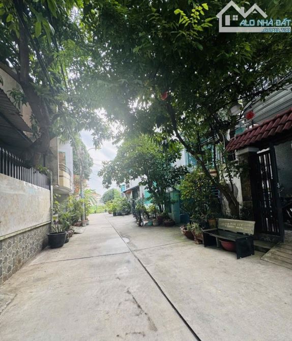 Khu phân lô chính chủ 5 x 20m hẻm 7m đg An Dương Vương giáp Q.6 - 8