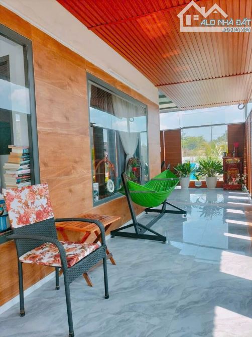 Chỉ 3.9 tỷ nhà vuờn siêu xịn sò 20x50.. Cách  Giồng Lớn khoảng 100m thuộC MHN LONG AN - 8