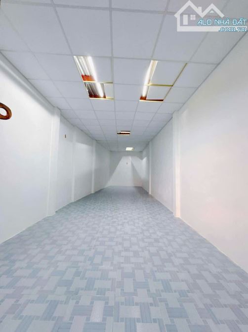 Chính chủ cần bán nhà Xóm Chiếu Q.4 Diện tích 114.2m2 ngang khủng 10*12 chỉ NHỈNH 7tỷ ko q - 8