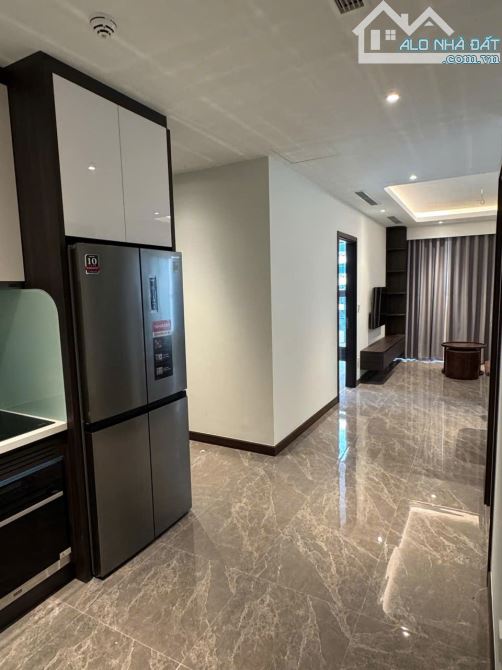 Cho thuê căn hộ 2PN, 82m2, giá tốt tại The Gloria, Nguyên Hồng, Đống Đa, Hà Nội - 8