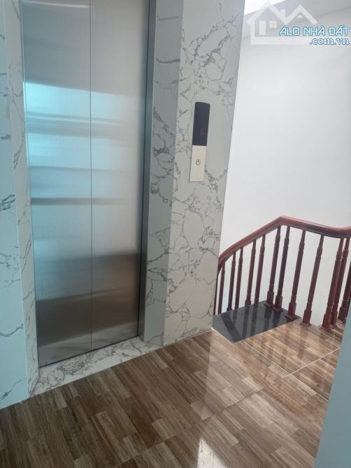 Bán nhà Lạc Trung 46m2, 6T thang máy phân lô, oto 4c đỗ cửa, kd văn phòng. Giá 14.8 tỷ