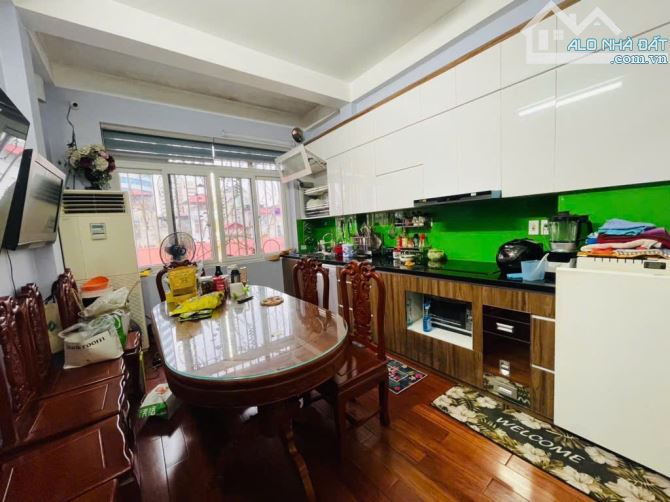 Bán nhà Phố Nguyễn Chí Thanh 42m2, gara ô tô, nhà phân lô ngõ ô tô rộng thoáng 2 mặt trước - 8