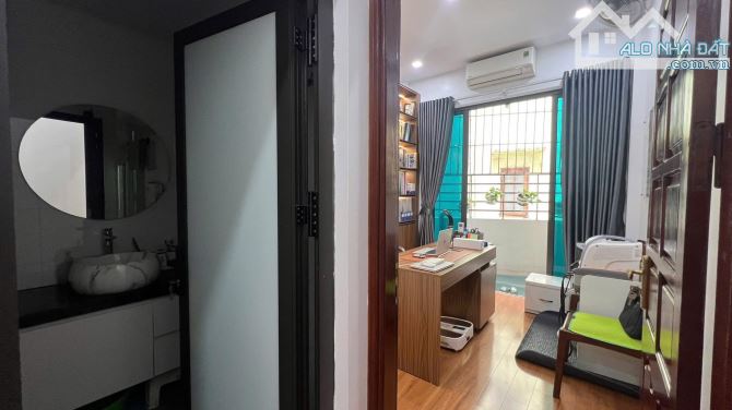 Nhà đẹp dân xây mới 4 tầng, 63m, ở sướng, kinh doanh đỉnh cao, Khương Đình - 9
