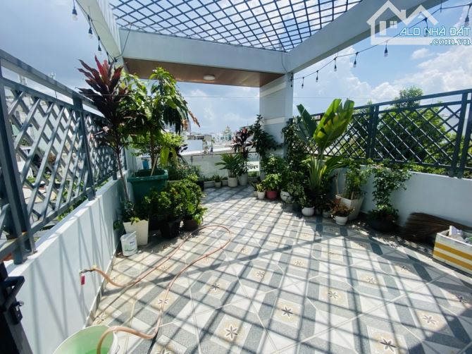 Hxh - Nhà đẹp - kiên cố - 3 tầng – 1 sẹc Lê Văn Thịnh – gần Chợ Cây Xoài - 9.6tỷ - 9
