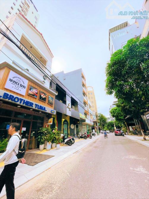 200M CẶP ĐẤT BIỂN ĐẸP mặt tiền NGUYỄN XUÂN KHOÁT ngay PHẠM VĂN ĐỒNG