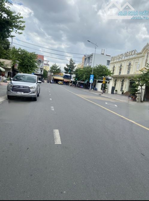 BÁN ĐẤT MẶT TIỀN HAI BÀ TRƯNG NỐI DÀI, NGANG HƠN 6M CÓ DÒNG TIỀN,BIGC GO DĨ AN,CHỈ 13TỶ TL