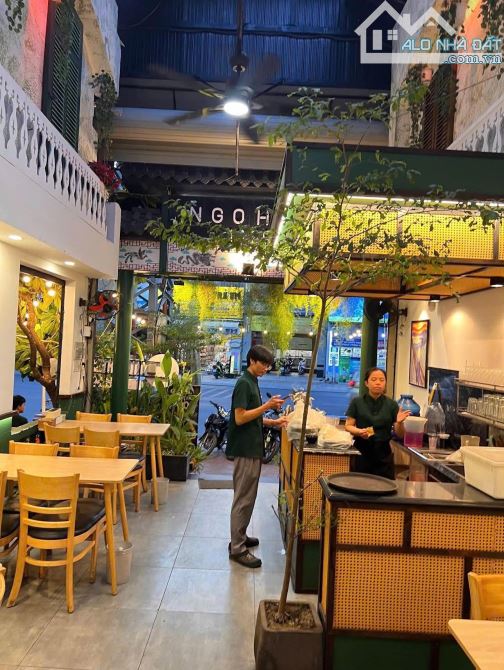 💥BÁN NHÀ MẶT TIỀN ĐƯỜNG 2/4 SÁT BÊN TRƯỜNG ĐẠI HỌC NHA TRANG