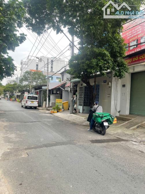 Bán nhà MT đường B khu ADC Tân Phú 6.5x24m cấp 4 giá 17 tỷ TL (gần Nguyễn Sơn)