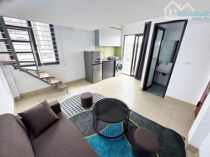 Siêu phẩm căn hộ dịch vụ Khương Đình. 8 tầng 75m2 19 phòng 120 triệu tháng