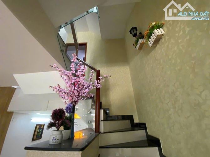 BÁN NHÀ 4 LẦU HẺM 8M – DT 80M  – ĐƯỜNG NGUYỄN OANH, P6, GÒ VẤP – GIÁ CHỈ 8 TỶ TL