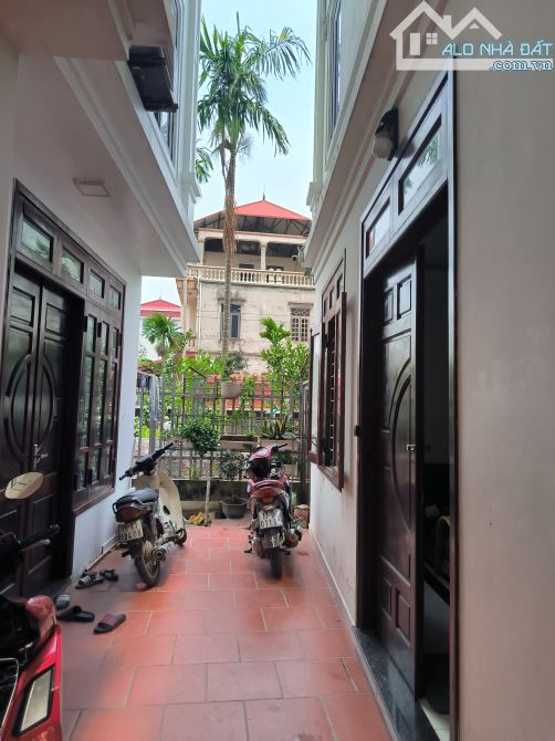 Thạch bàn long biên - lô góc - full đồ