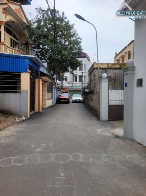 Bán đất Biên Giang Hà Đông 32m sát vách QL6 oto vào tận đất giá hơn 3 tỷ