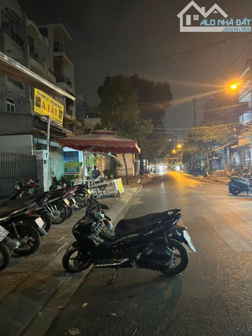 Bán nhà mặt tiền Đào Cam Mộc ngang 7m Bề thế tiện kinh doanh chỉ 11 tỷ 8