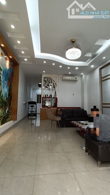 BÁN NHÀ PHÂN LÔ KĐT VĂN QUÁN, HÀ ĐÔNG, 72M,4T,MT5M, VỈA HÈ, Ô TÔ TRÁNH, KINH DOANH
