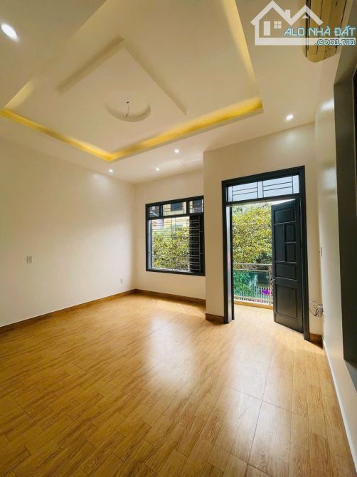 CỰC HIẾM – BÁN NHÀ 2 TẦNG MT 9.2,THÔNG SÀN MẶT QL39B – ĐÔNG HƯNG