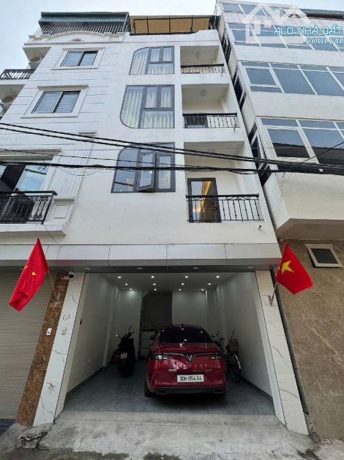 SIÊU PHẨM, 5 TẦNG, THANG MÁY, MỚI ĐẸP, TRUNG TÂM KĐT VĂN PHÚ, PHÂN LÔ VUÔNG ĐÉT ÔTÔ TRÁNH,