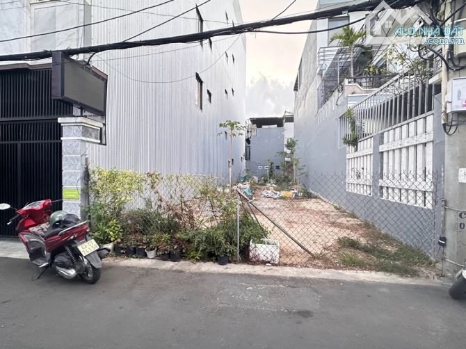 LÔ ĐẤT KIỆT NHỰA 5.5M NGUYỄN VĂN THOẠI CÁCH BIỂN 300M DT 163M2 NGANG 6.15M NỞ HẬU_CHỈ21.9