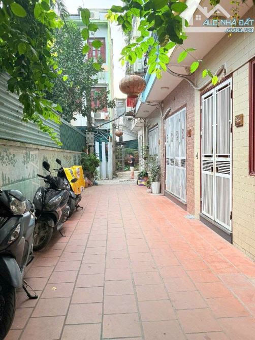 BÁN NHÀ PHÂN LÔ, NGỌC THỤY, OTO CON ĐỖ CỬA, 34M2, MT 3.1M, 7.4 TỶ