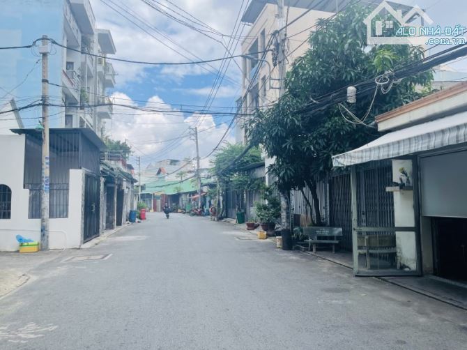 NHÀ BÁN GIÁ 6,85 TY, HXT, LÂM THỊ HỐ, Q12, 57M2, 3 TẦNG.