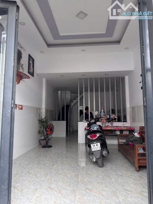 Nhà bán Liên ấp 123 Vĩnh Lộc B Bình Chánh đúc suốt DTSD 84m2 2PN 2WC 1tỷ 550.