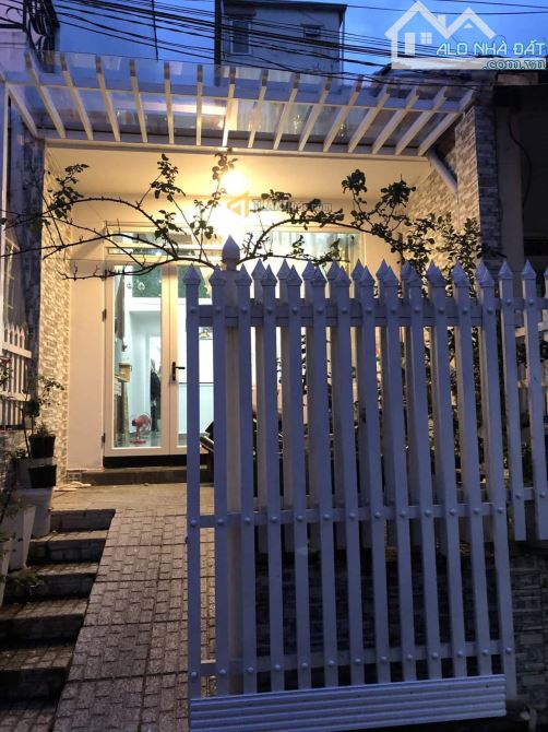 Nhà cấp 4 xinh Sổ Riêng XD cách HXH chỉ 700m 68m2 ở Yersin ĐL chỉ 4.8 tỷ
