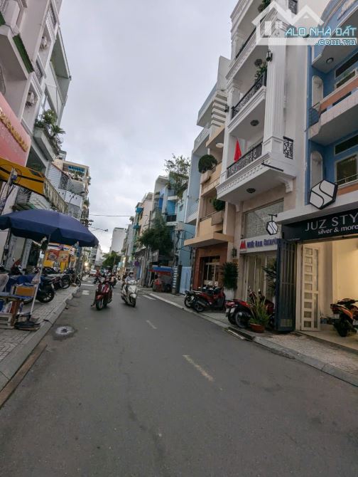 Chính chủ bán Tòa Nhà 6 Lầu Thang máy  Mạc Đỉnh Chi. P Đakao. Quận 1. DT:4x20m, Giá; 46 Ty