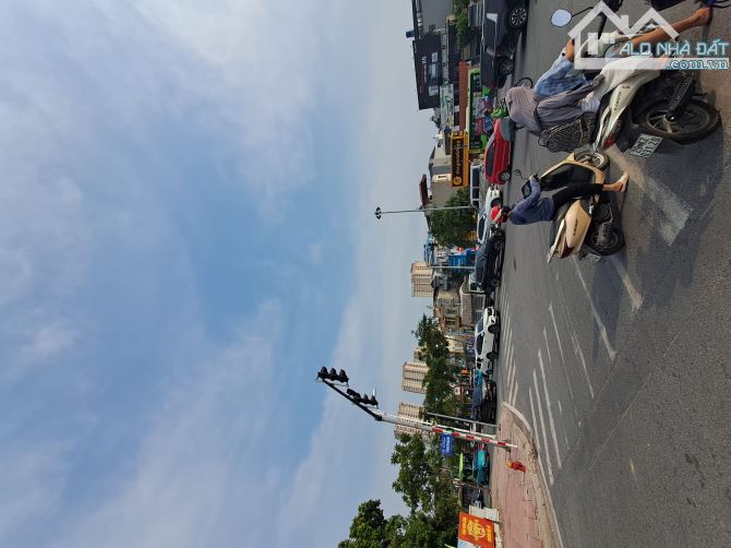BÁN NHÀ THẠCH BÀN 8.X TỶ, 45M2, MT3.8M, Ô TÔ THÔNG, KINH DOANH, GIÁ VỠ NỢ