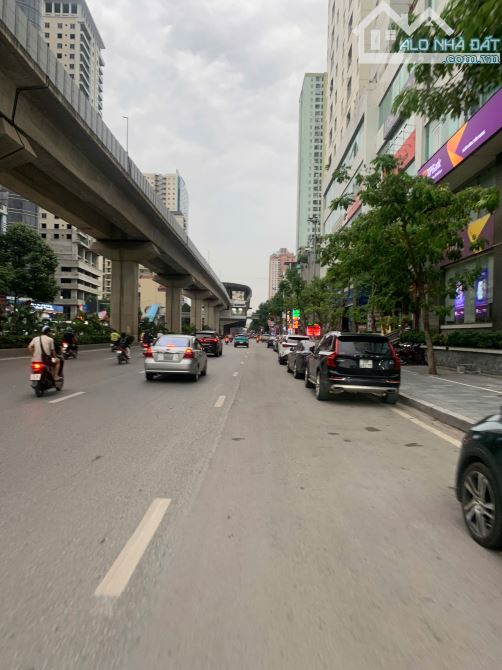 Nhà đẹp phân lô Nguyễn Trãi – Gần Ga Văn Quán – Di chuyển cực thuận tiện