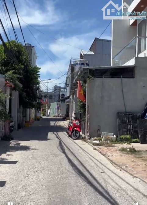 🏡 BÁN NHÀ KIỆT Ô TÔ ĐƯỜNG TRẦN HOÀNH – GẦN BIỂN MỸ KHÊ 🌊