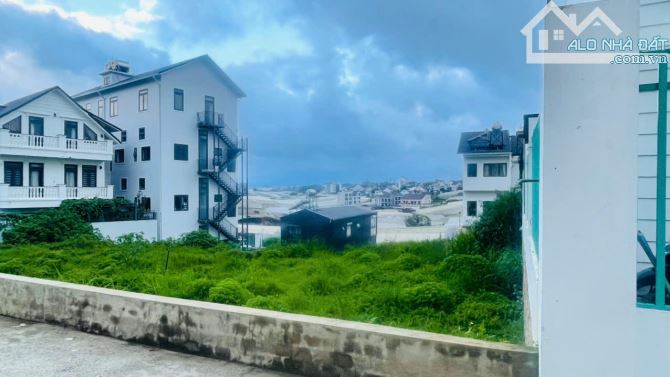 Bán gấp đất Biệt thự 8.7 tỷ, cách Hồ Xuân Hương 2km
