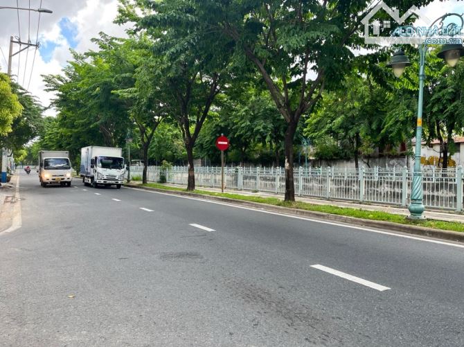 BÁN ĐẤT LÔ GÓC HAI MẶT TIỀN KÊNH TÂN HOÁ, 4X15M, 10.3 TỶ TL