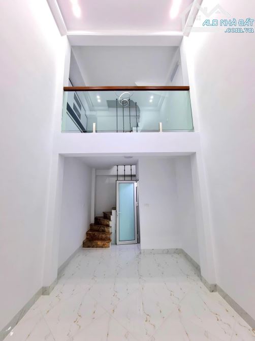 LÔ GÓC - KINH DOANH ĐỈNH CAO - NHÀ MỚI ĐẸP  - TRUNG TÂM THANH XUÂN 25m2 chỉ 5,38T