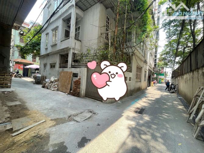 BÁN NHÀ LÔ GÓC 3 THOÁNG 28 TỶ 82m 4 TẦNG MT 7m Ô TÔ KINH DOANH HOÀNG QUỐC VIỆT CẦU GIẤY