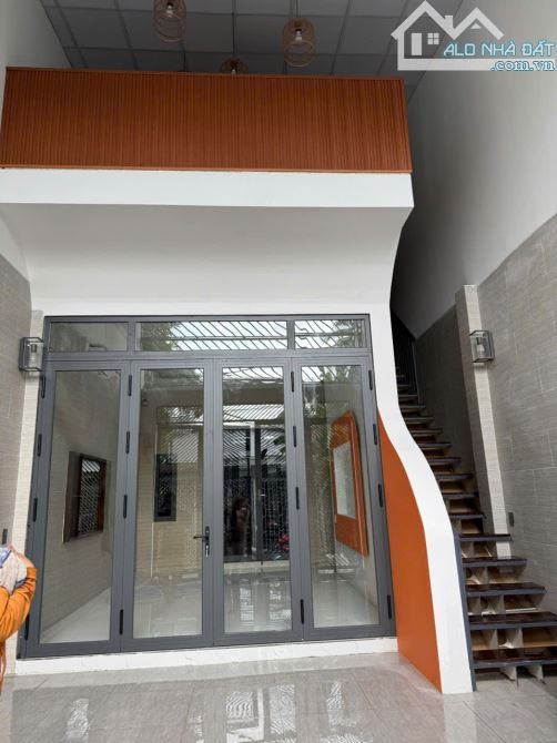 Cần bán nhà riêng 122m gần cầu Phú Long đầy đủ công năng và nội thất mới toàn bộ giá nhỉnh