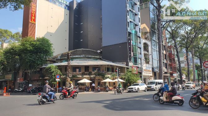 GÓC 2 MẶT TIỀN ĐẸP NHẤT QUẬN 1 – BÙI THỊ XUÂN & TÔN THẤT TÙNG – DT: 375M2 - GIÁ 360 TỶ
