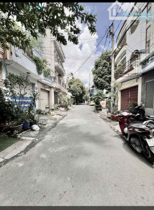 Bán nhà hẻm ô tô tránh, Phường Tây Thạnh Tân Phú, Trường Chinh,4x18m, 4 tầng, 8.x tỷ